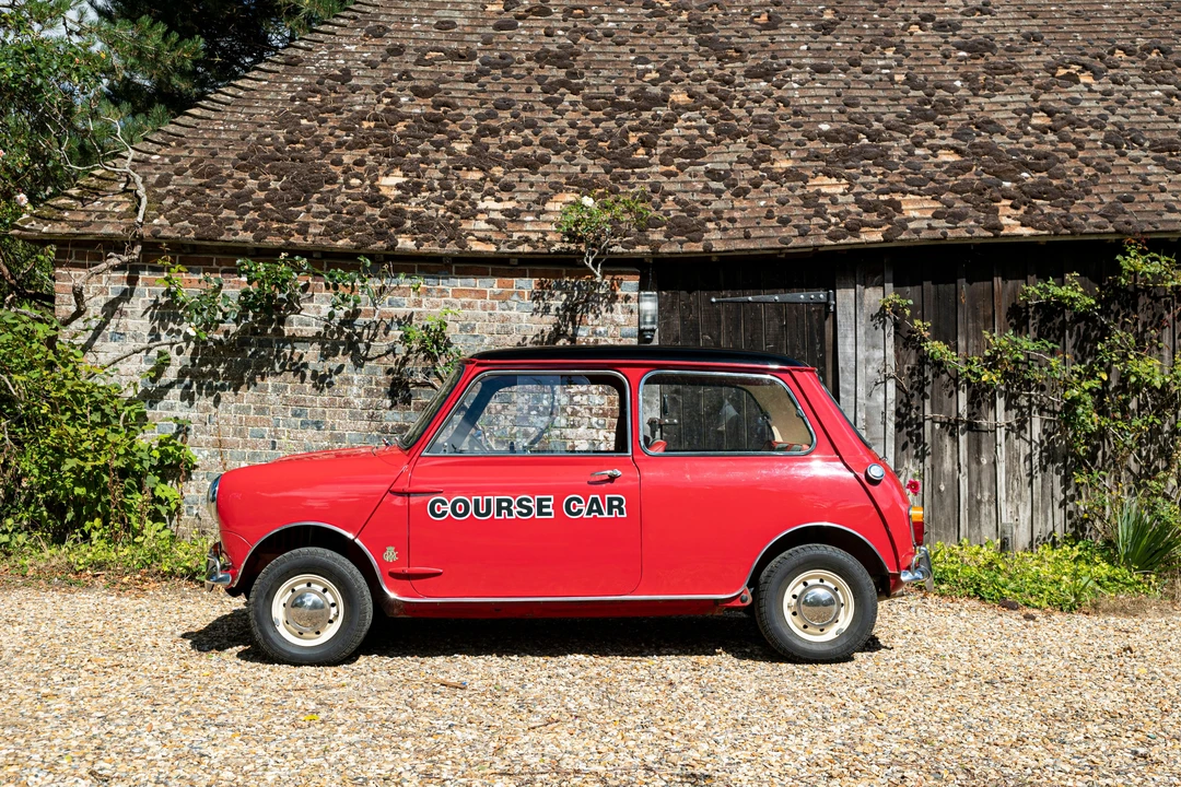 1964 Morris - Image 8 of 21