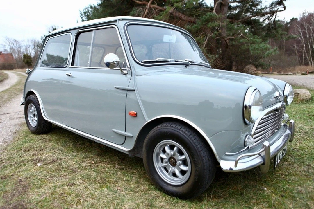 1964 Morris - Image 9 of 23