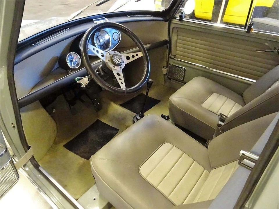 1964 Morris - Image 11 of 23
