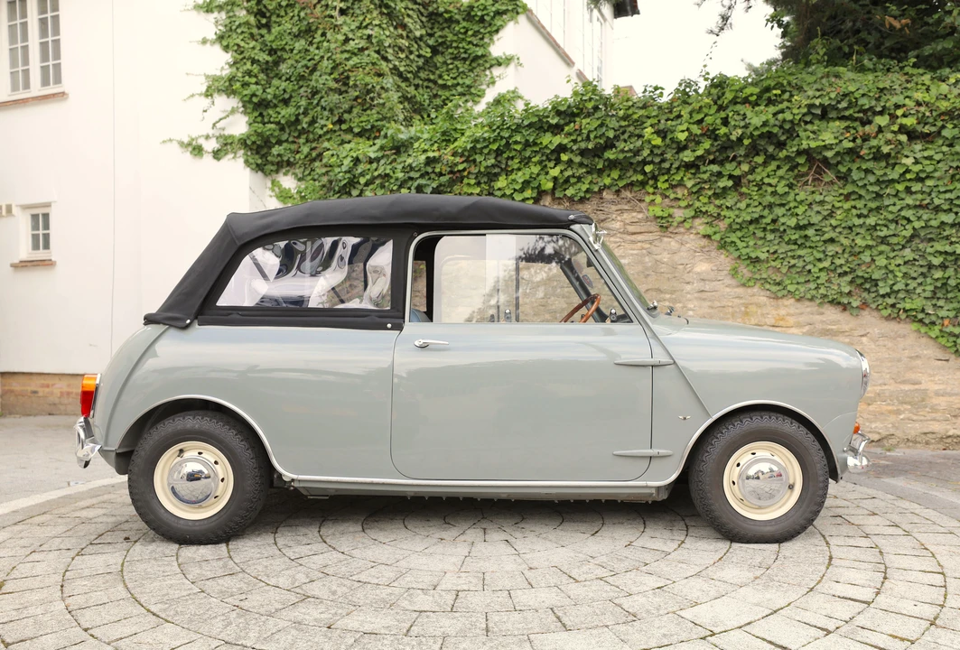 1964 Morris - Image 29 of 31
