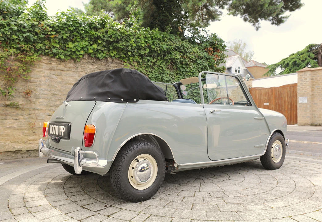 1964 Morris - Image 14 of 31