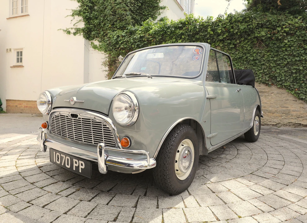 1964 Morris - Image 3 of 31