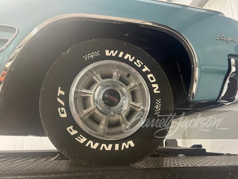 1964 Oldsmobile Starfire - Image 13 of 31