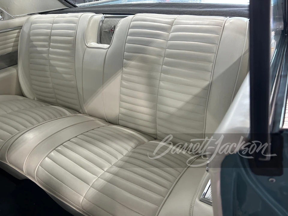 1964 Oldsmobile Starfire - Image 22 of 31