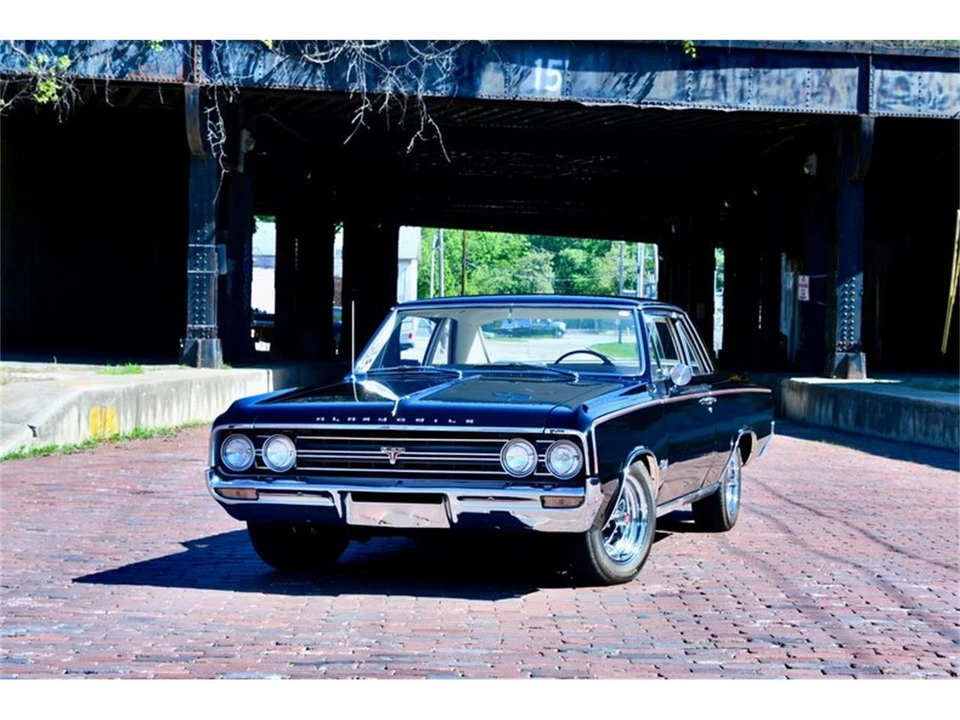 1964 Oldsmobile - Image 2 of 31