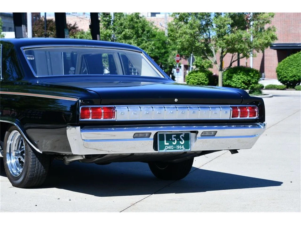 1964 Oldsmobile - Image 30 of 31