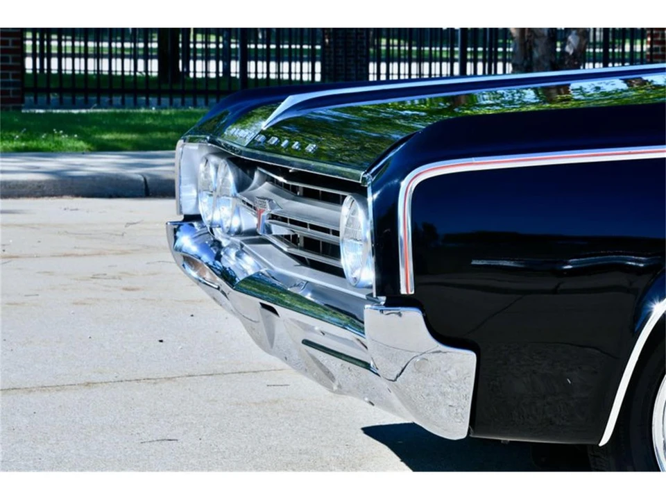 1964 Oldsmobile - Image 15 of 31