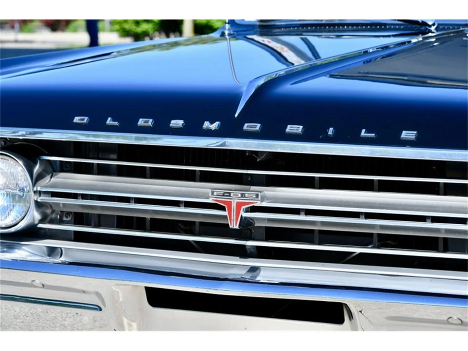 1964 Oldsmobile - Image 11 of 31