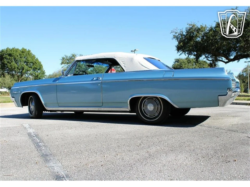 1964 Oldsmobile 88 - Image 8 of 31