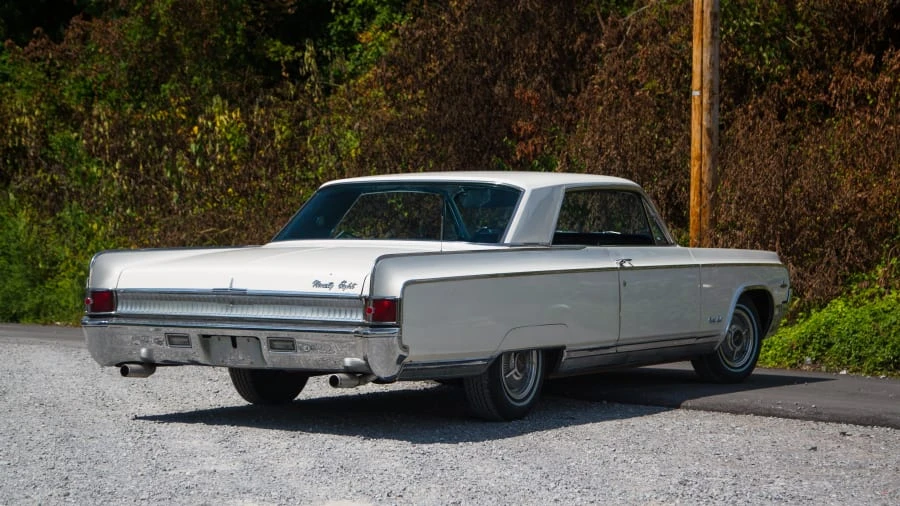 1964 Oldsmobile 98 - Image 3 of 12