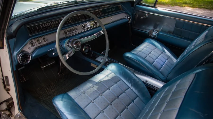 1964 Oldsmobile 98 - Image 4 of 12