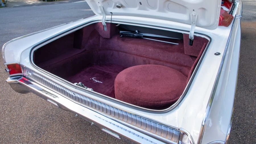 1964 Oldsmobile 98 - Image 19 of 20