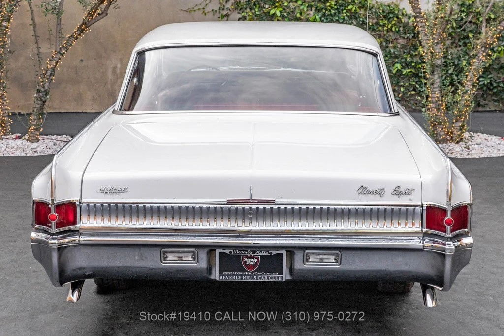 1964 Oldsmobile 98 - Image 6 of 12