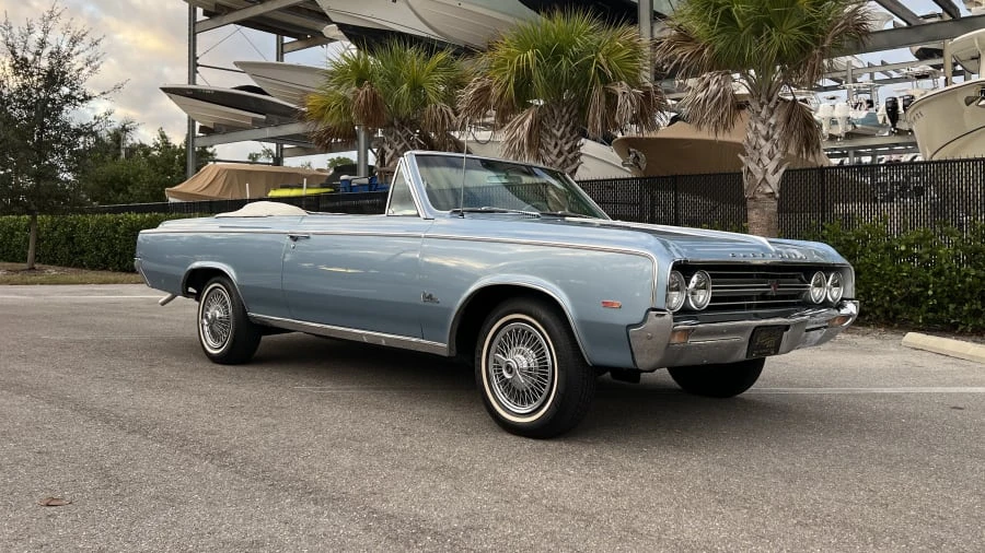 1964 Oldsmobile Cutlass 2nd Gen - Image 21 of 31