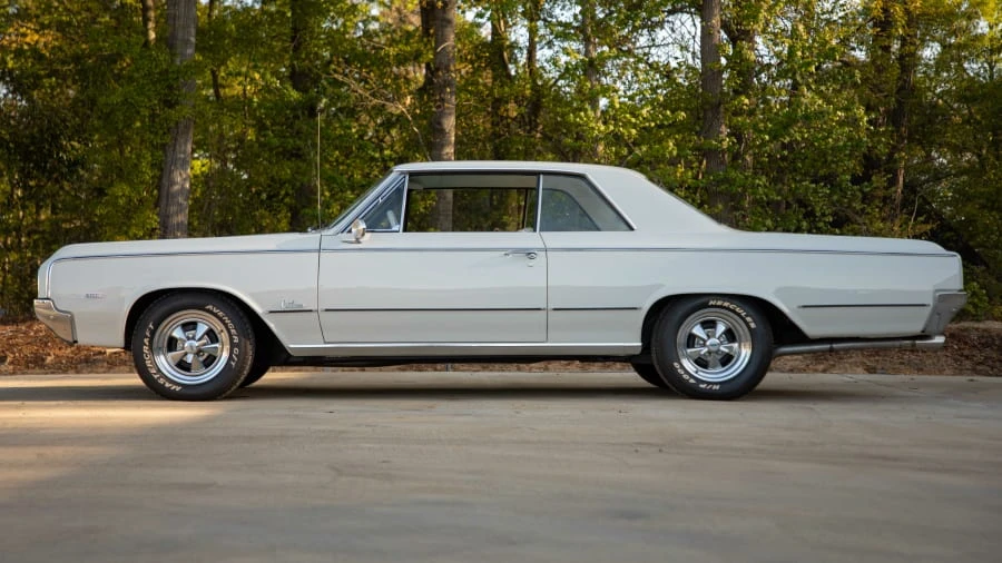1964 Oldsmobile Cutlass 2nd Gen - Image 2 of 29
