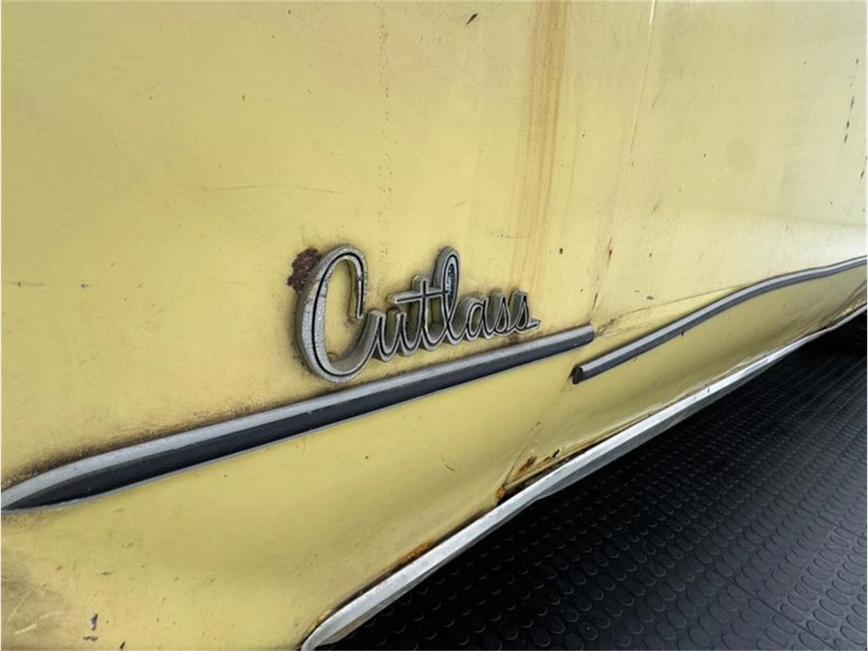 1964 Oldsmobile Cutlass 2nd Gen - Image 12 of 31