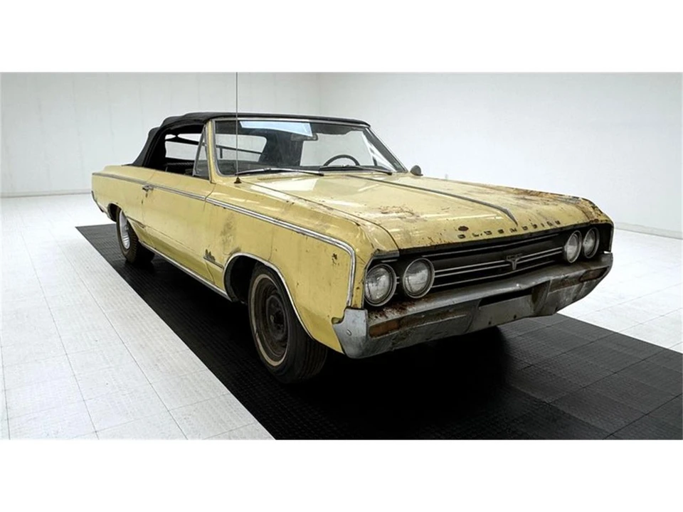 1964 Oldsmobile Cutlass 2nd Gen - Image 7 of 31
