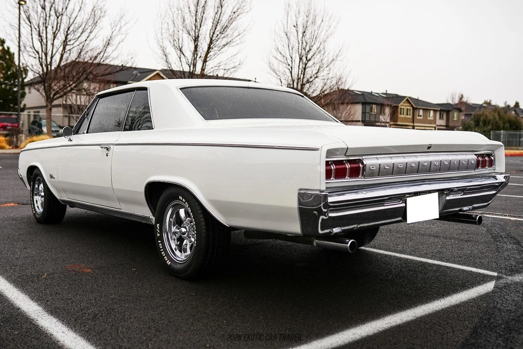 1964 Oldsmobile F-85 & Jetfire - Image 6 of 12