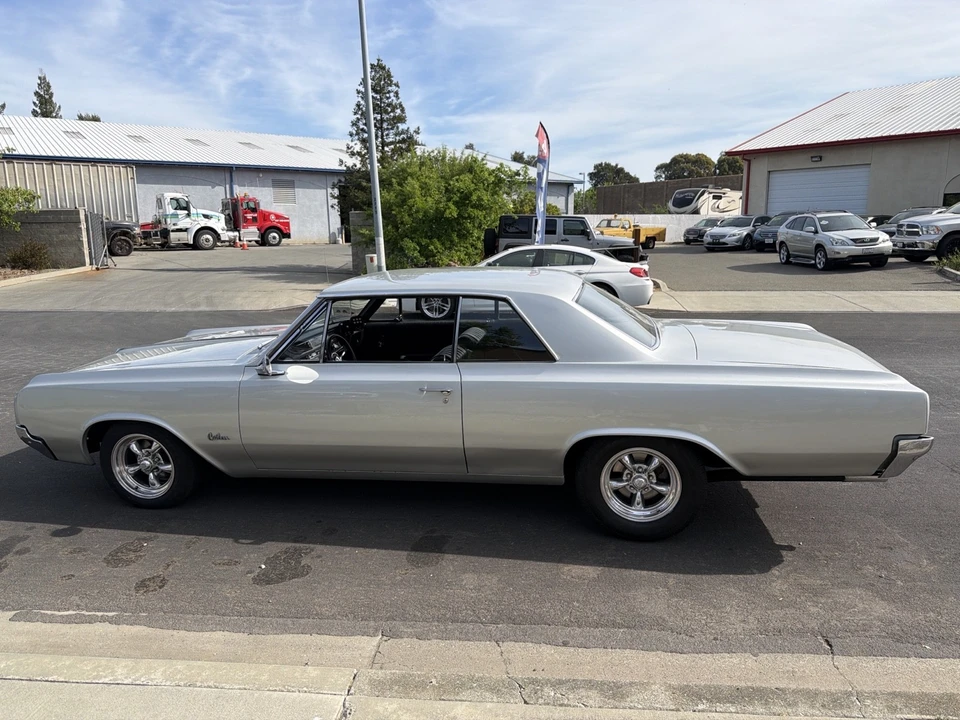 1964 Oldsmobile F-85 & Jetfire - Image 4 of 21