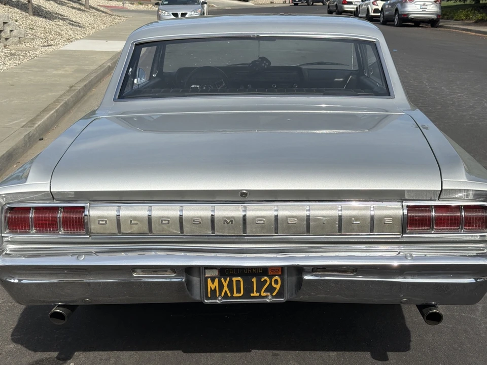 1964 Oldsmobile F-85 & Jetfire - Image 6 of 21