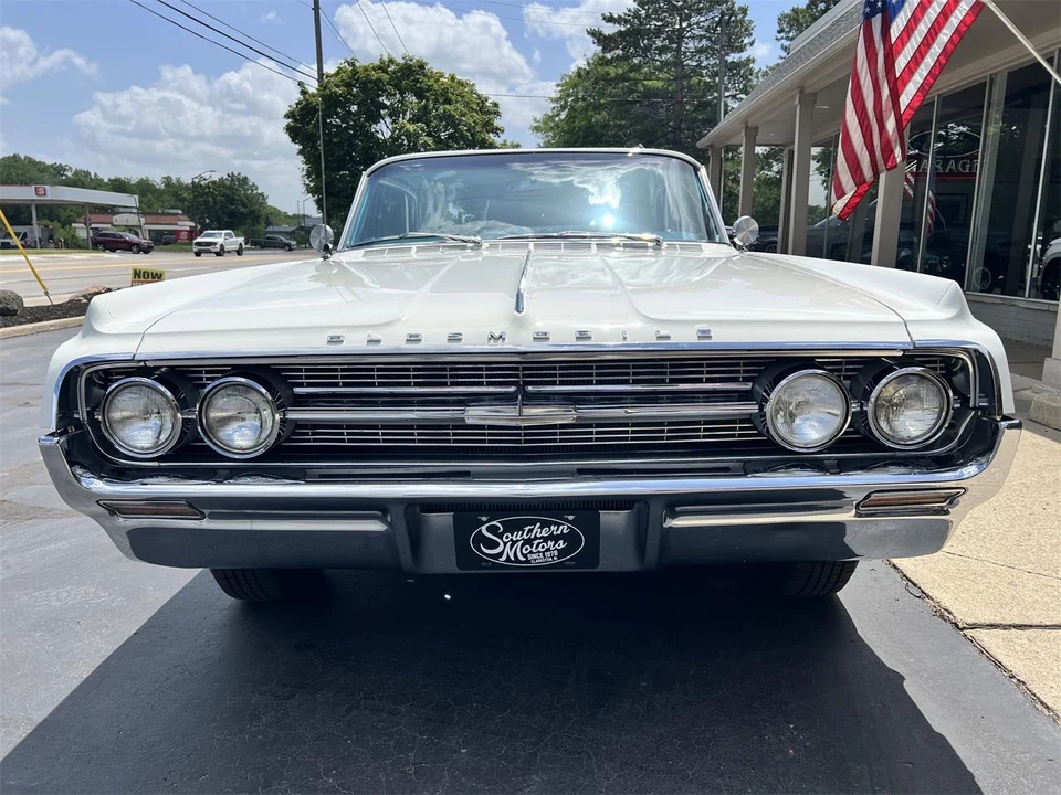 1964 Oldsmobile 88 - Image 3 of 28