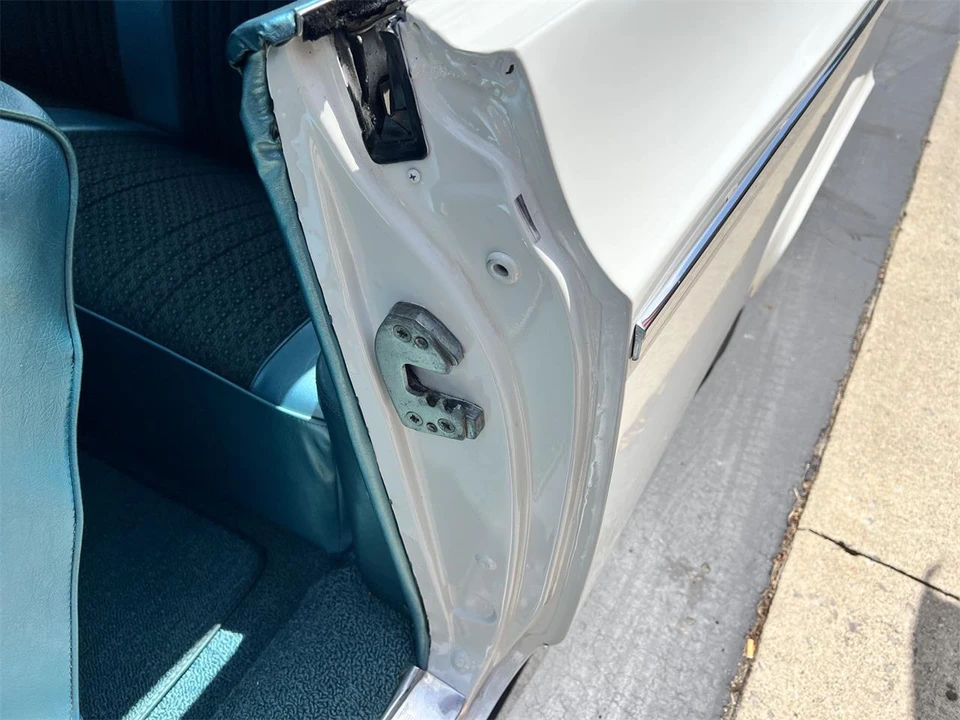1964 Oldsmobile 88 - Image 11 of 28