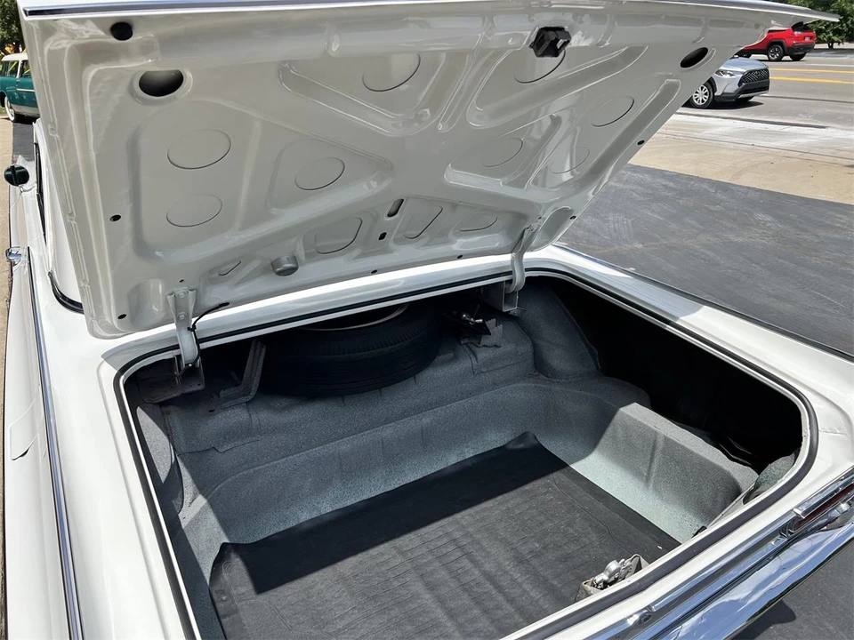 1964 Oldsmobile 88 - Image 22 of 28