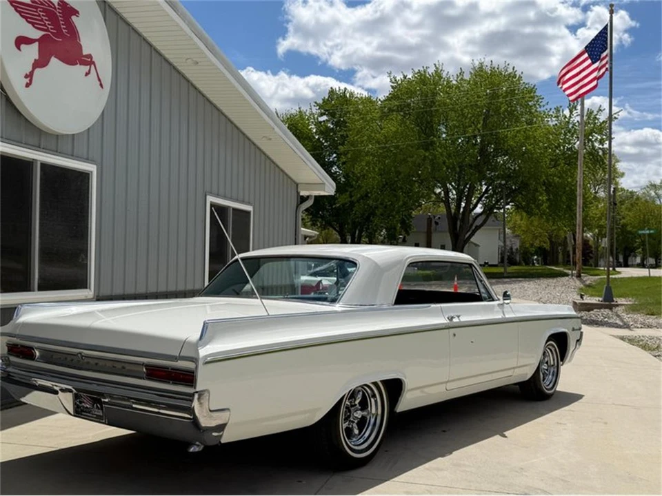 1964 Oldsmobile 88 - Image 3 of 31