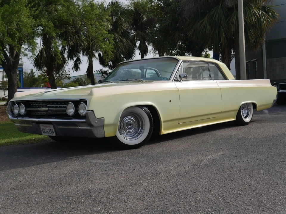 1964 Oldsmobile 88 - Image 7 of 24