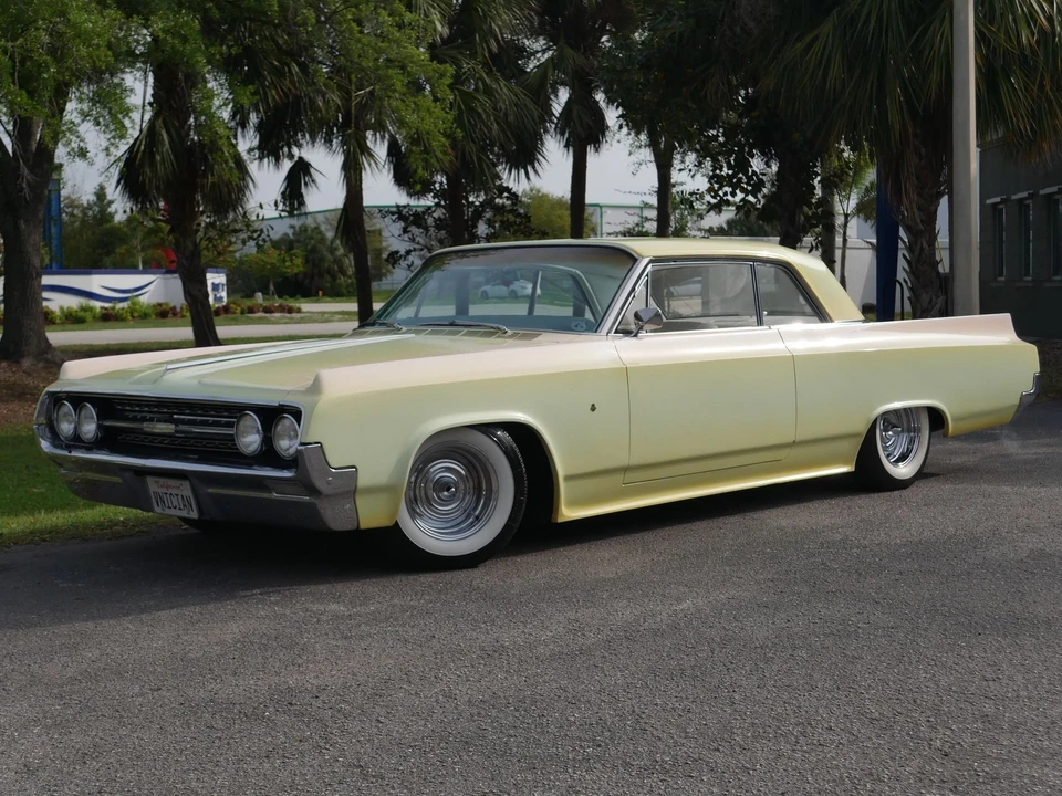 1964 Oldsmobile 88 - Image 8 of 24