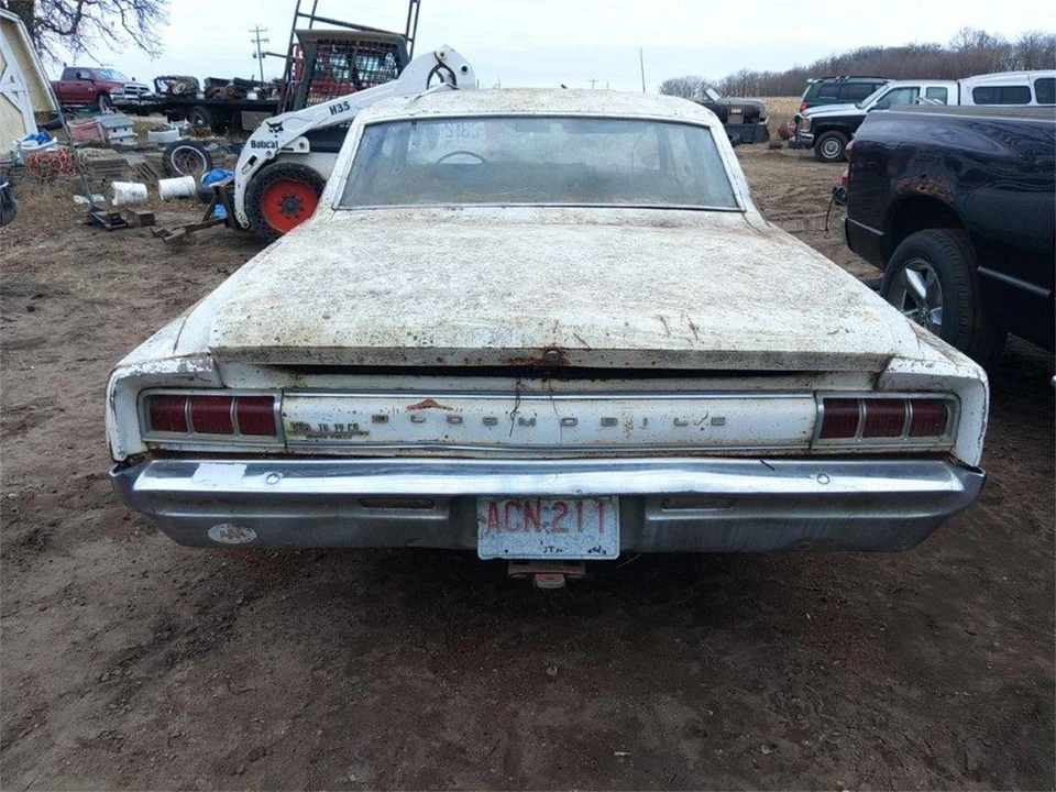 1964 Oldsmobile Cutlass 2nd Gen - Image 4 of 13