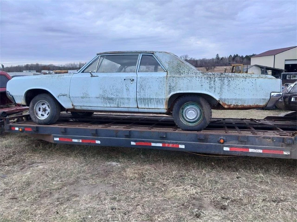 1964 Oldsmobile Cutlass 2nd Gen - Image 2 of 6