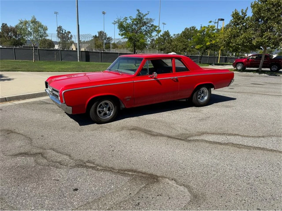 1964 Oldsmobile Cutlass 2nd Gen - Image 6 of 31