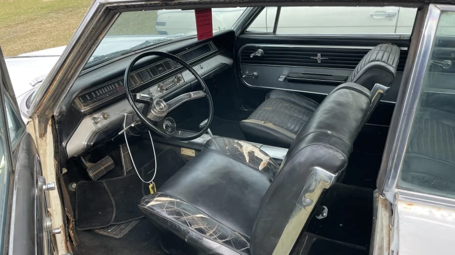 1964 Oldsmobile Starfire - Image 4 of 5