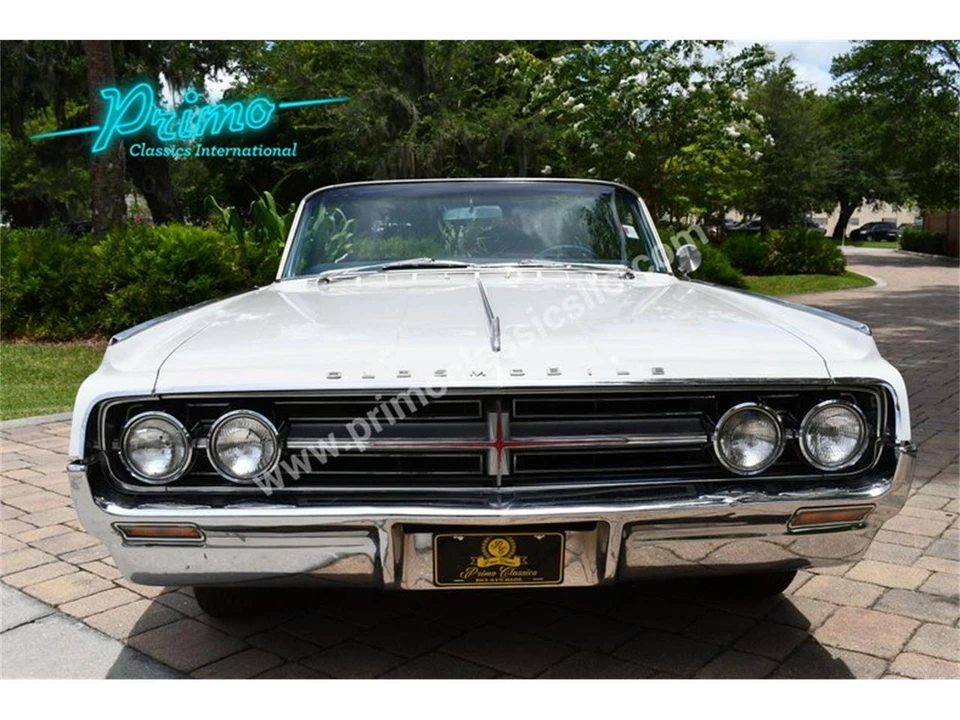 1964 Oldsmobile Starfire - Image 7 of 31