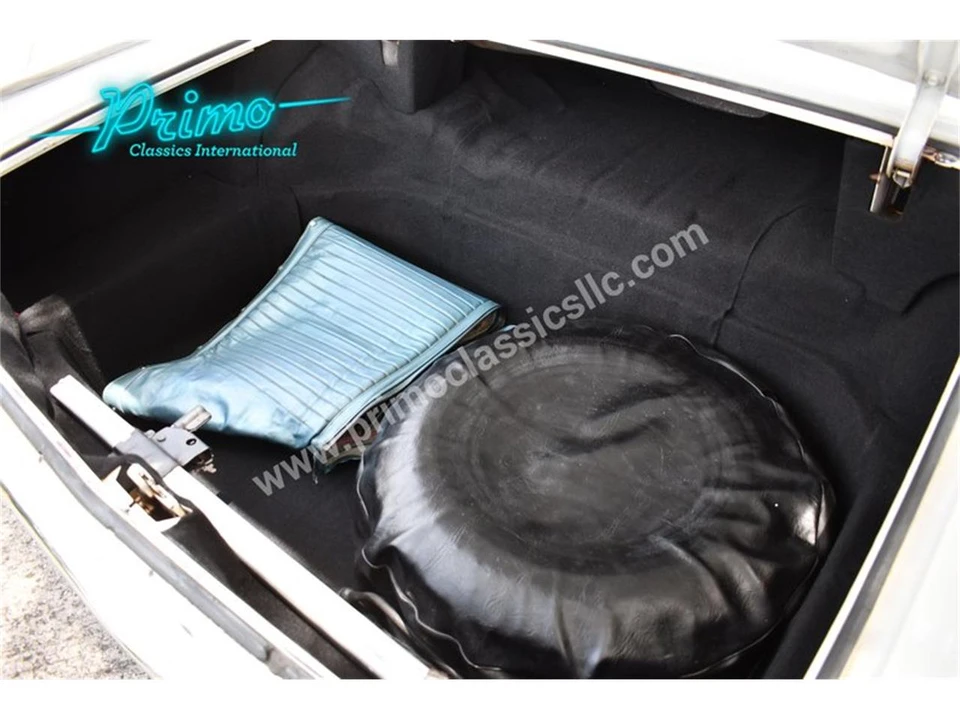 1964 Oldsmobile Starfire - Image 17 of 31