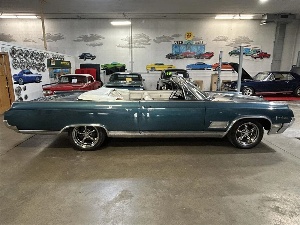 1964 Oldsmobile Starfire - Image 31 of 31
