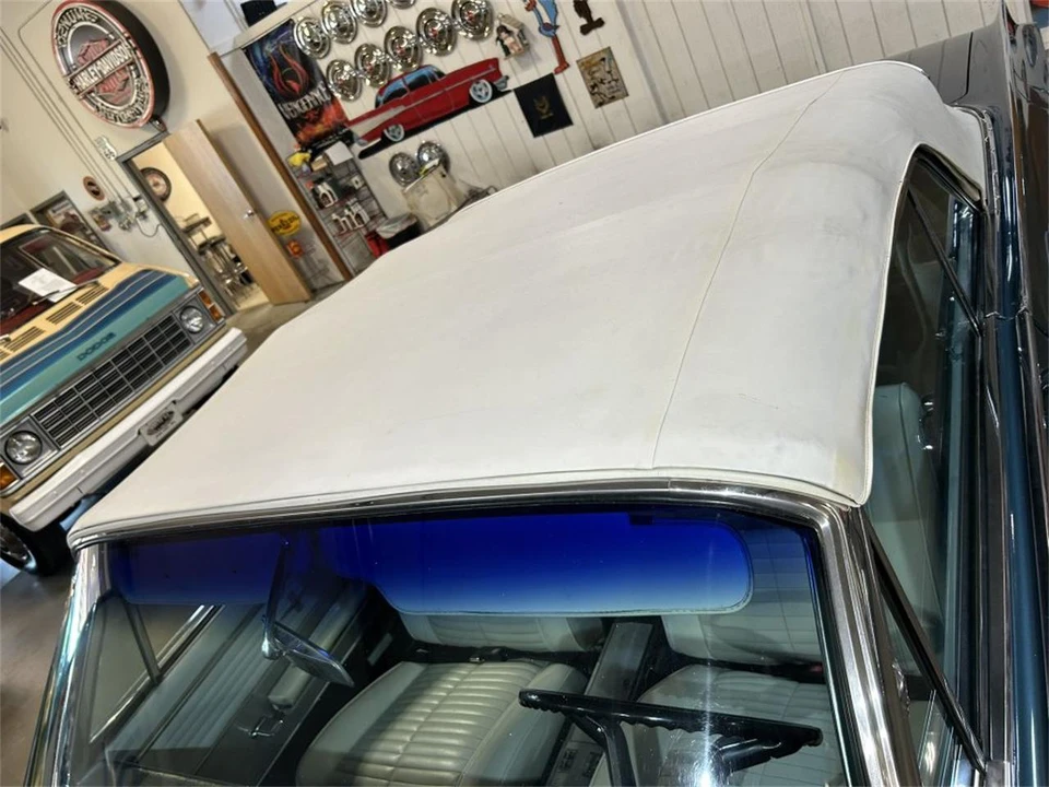 1964 Oldsmobile Starfire - Image 16 of 31