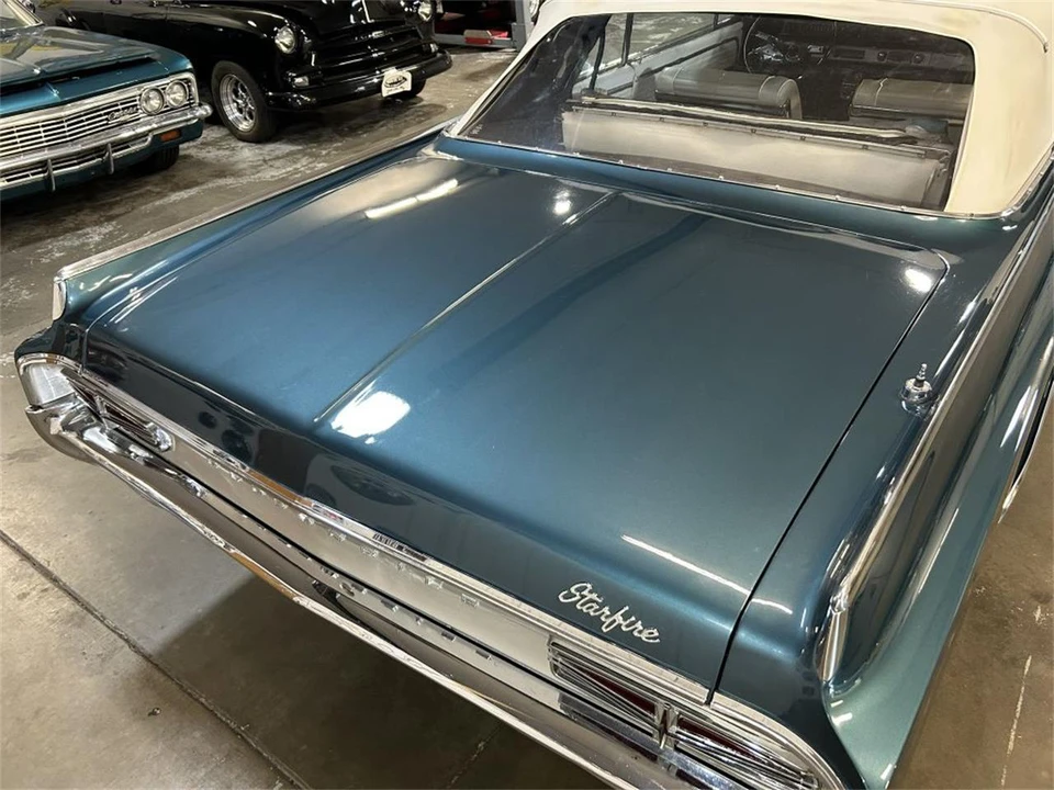 1964 Oldsmobile Starfire - Image 21 of 31