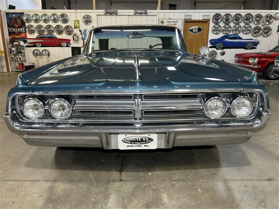 1964 Oldsmobile Starfire - Image 2 of 31