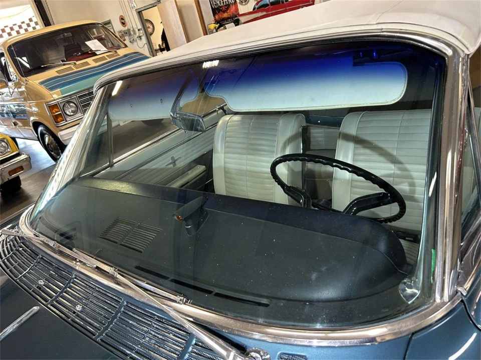 1964 Oldsmobile Starfire - Image 14 of 31