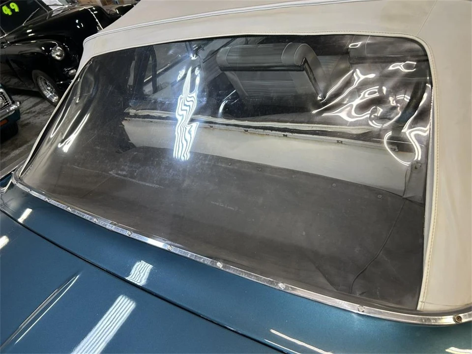 1964 Oldsmobile Starfire - Image 19 of 31