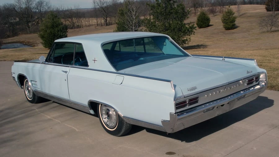 1964 Oldsmobile Starfire - Image 3 of 8