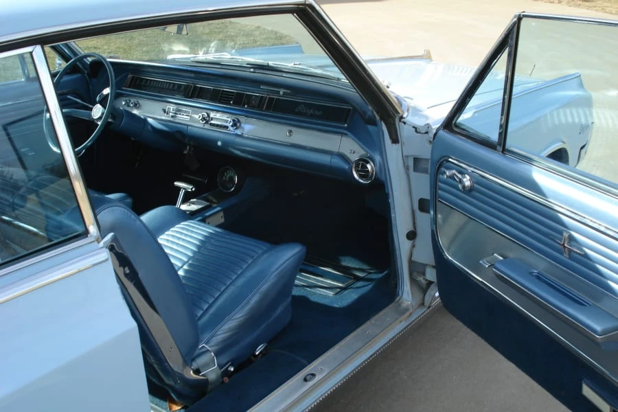 1964 Oldsmobile Starfire - Image 5 of 8