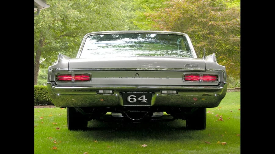 1964 Oldsmobile Starfire - Image 11 of 11