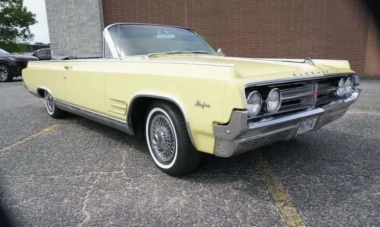 1964 Oldsmobile Starfire - Image 3 of 21