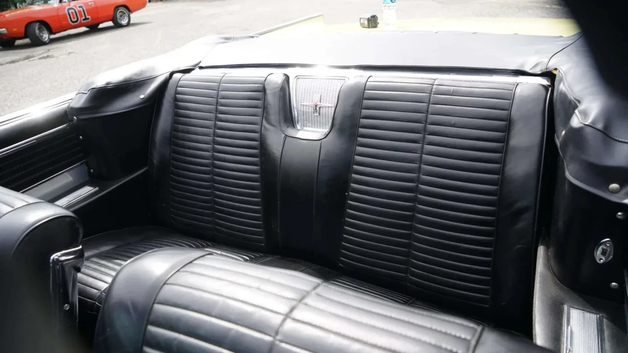 1964 Oldsmobile Starfire - Image 21 of 21