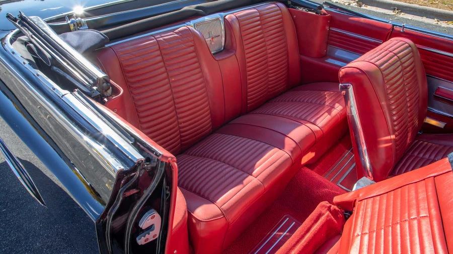 1964 Oldsmobile Starfire - Image 18 of 20