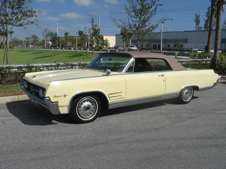 1964 Oldsmobile Starfire - Image 2 of 2