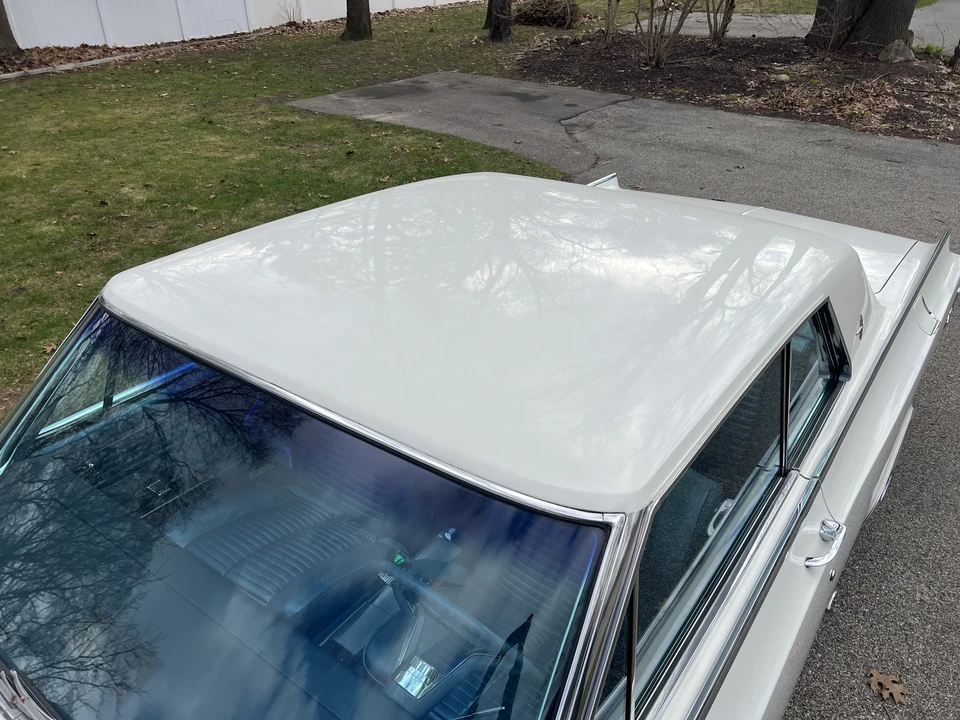 1964 Oldsmobile Starfire - Image 17 of 31